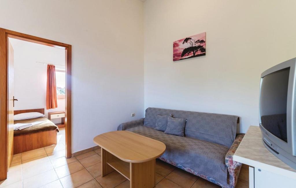 Apartmani Valdebek Pula Exteriör bild